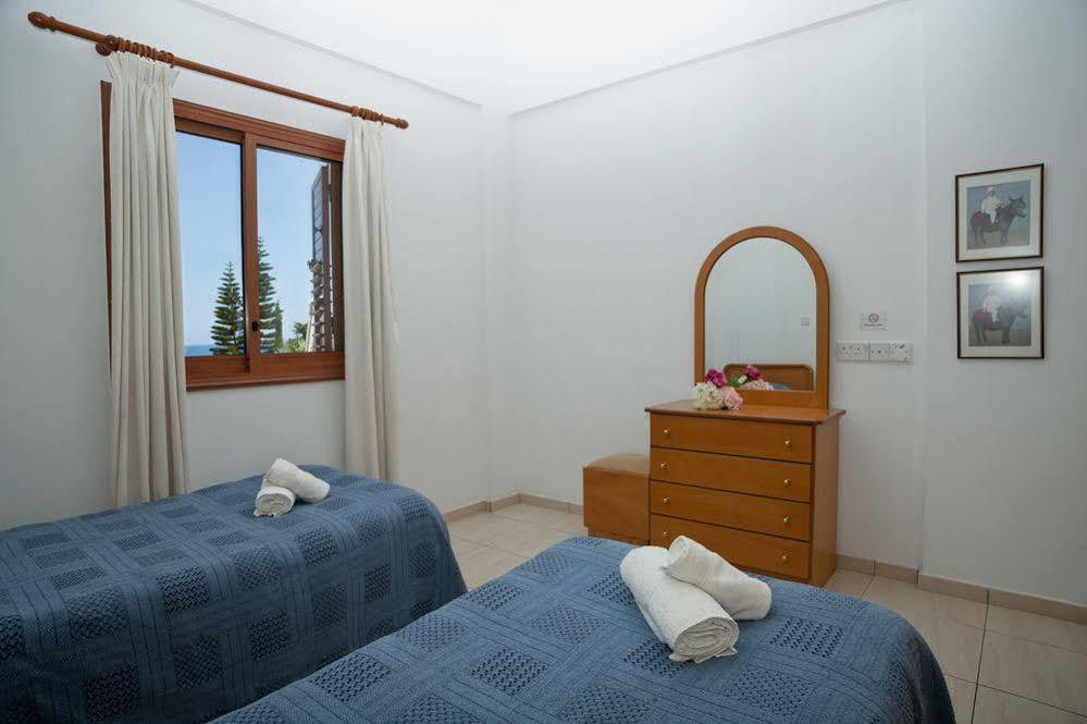Amalia Villa Polis Exterior foto